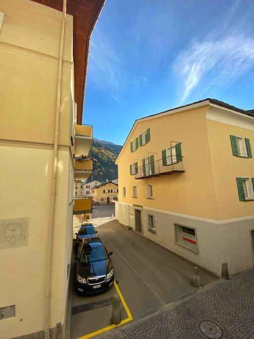 Casa Lalla Affittasi Nel Centro Di Poschiavo Exterior foto